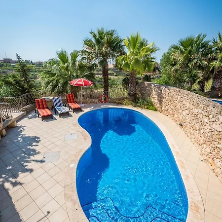 Hébergement de vacances 3 Bedroom Holiday With Private Pool And Views In-Nadur