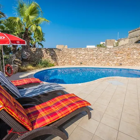 3 Bedroom Holiday With Private Pool And Views Hébergement de vacances
