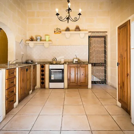 Ferienhaus 3 Bedroom Holiday With Private Pool And Views